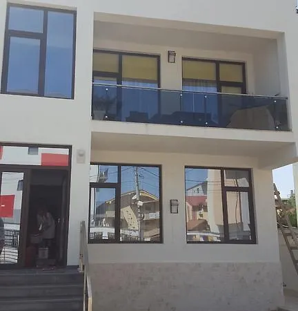 ゲストハウス Vila Delmar