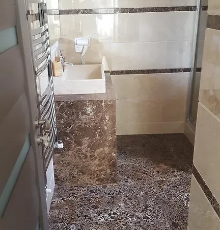 Vila Delmar ナボダリ